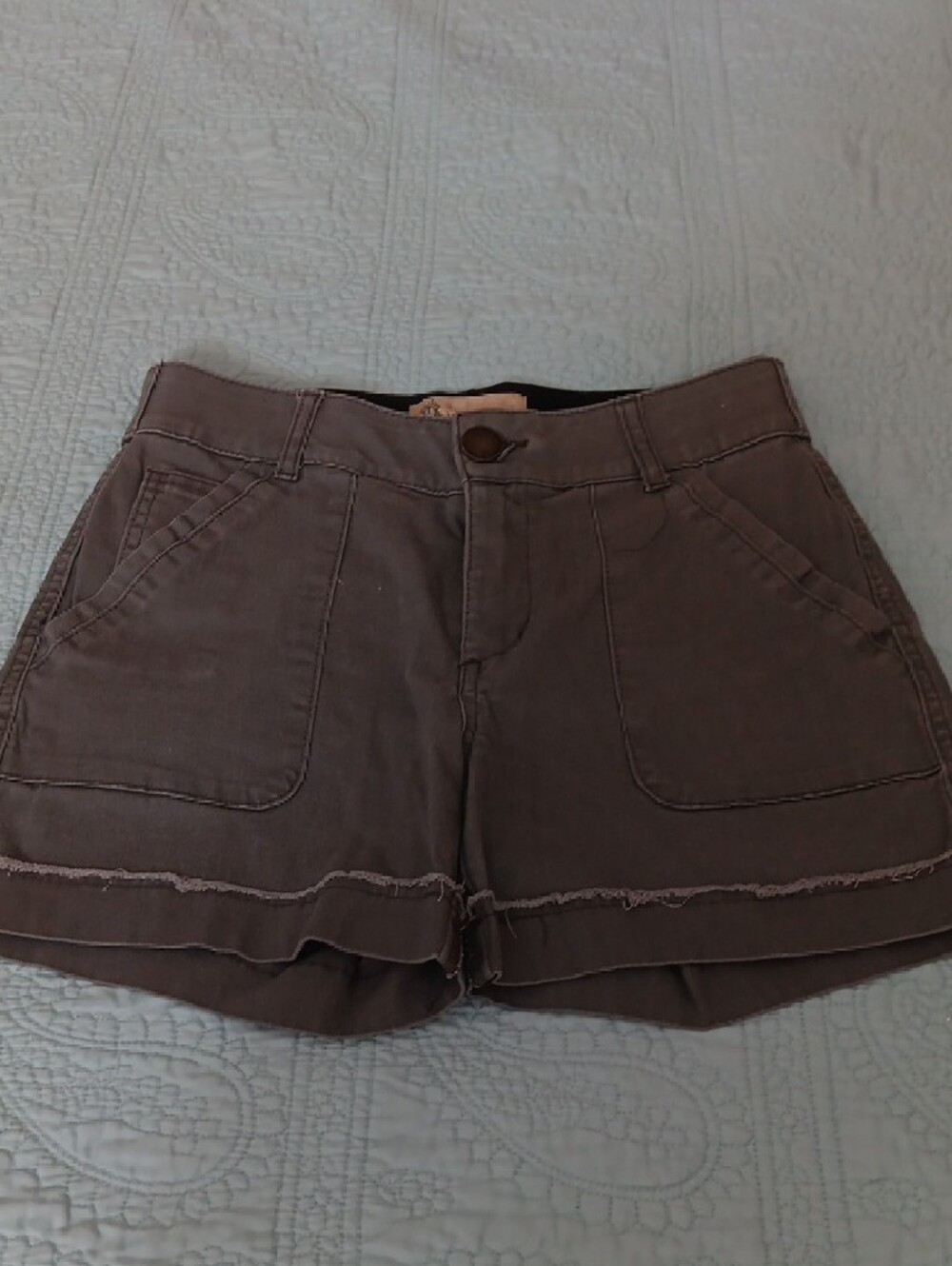 Democracy Brown Utility Patch-Pocket Jean Shorts.Size 4